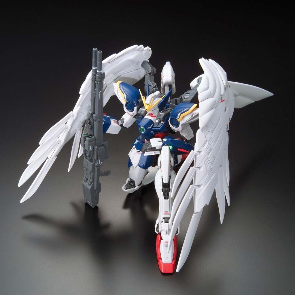 RG New Mobile Report Gundam Wing Wing Gundam Zero EW Maßstab Plastikmodell XXXG-00W0 1/144 Vorlackiert