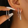 Set di orecchini asimmetrici a stella e luna europei e americani: Orecchini a Bottone e Ear Cuff alla Moda con Zirconi