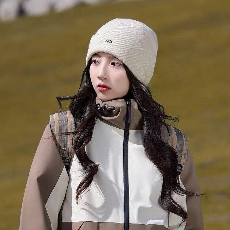 Winter Mountain Peak Knitted Hat Outdoor Mountaineering Windproof Warm Wool Hat Women's Fashion Casual Elastic Wool Pullover Hat