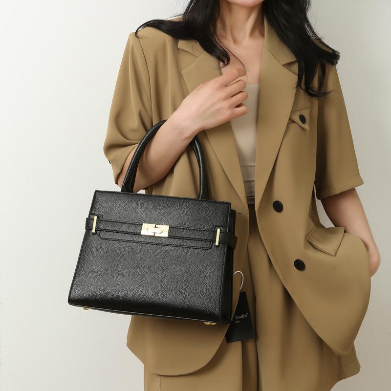 Handbag Bag Women's New Large-capacity Shoulder Bag Light Luxury Texture Messenger Mother Bag