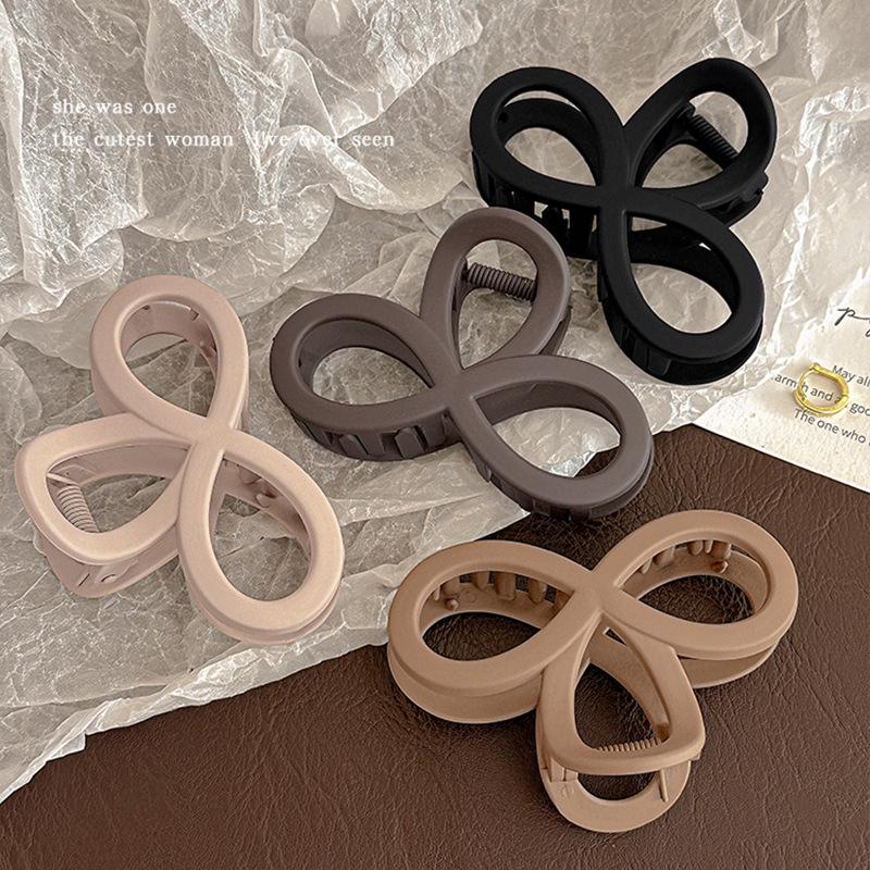 Korean Medium Half-Up Hair Clip for Women - High-End Shark Claw Accessory