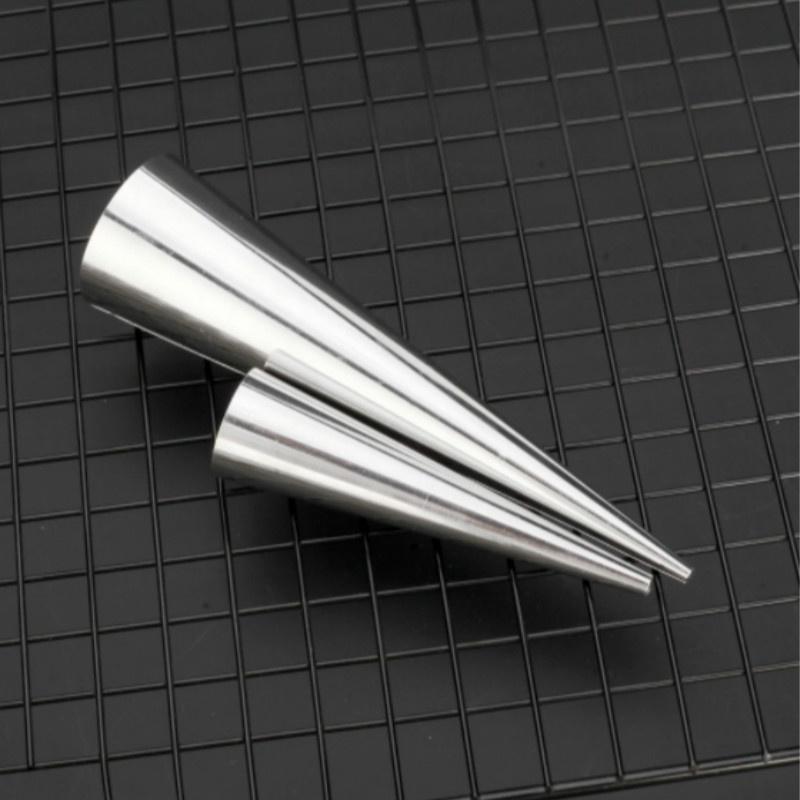 6 ცალი უჟანგავი ფოლადის კონუსის ფორმის სპირალური კრუასანის დანიური წვეტიანი ლითონის სპირალური საცხობი ხელსაწყო კრუასანების რულეტის პურის დასამზადებლად (ფერი: ვერცხლი)