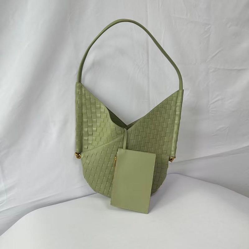 2026 New Handmade Woven Bag