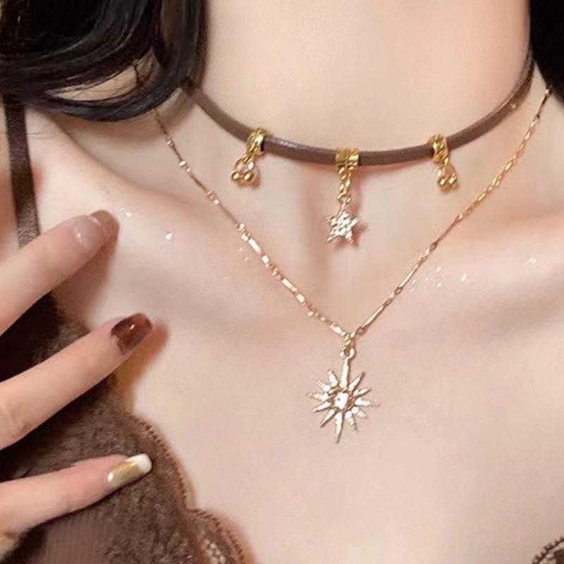 2025 High-End Gothic Punk Necklace: Y2K Dark Style Clavicle Chain for Women