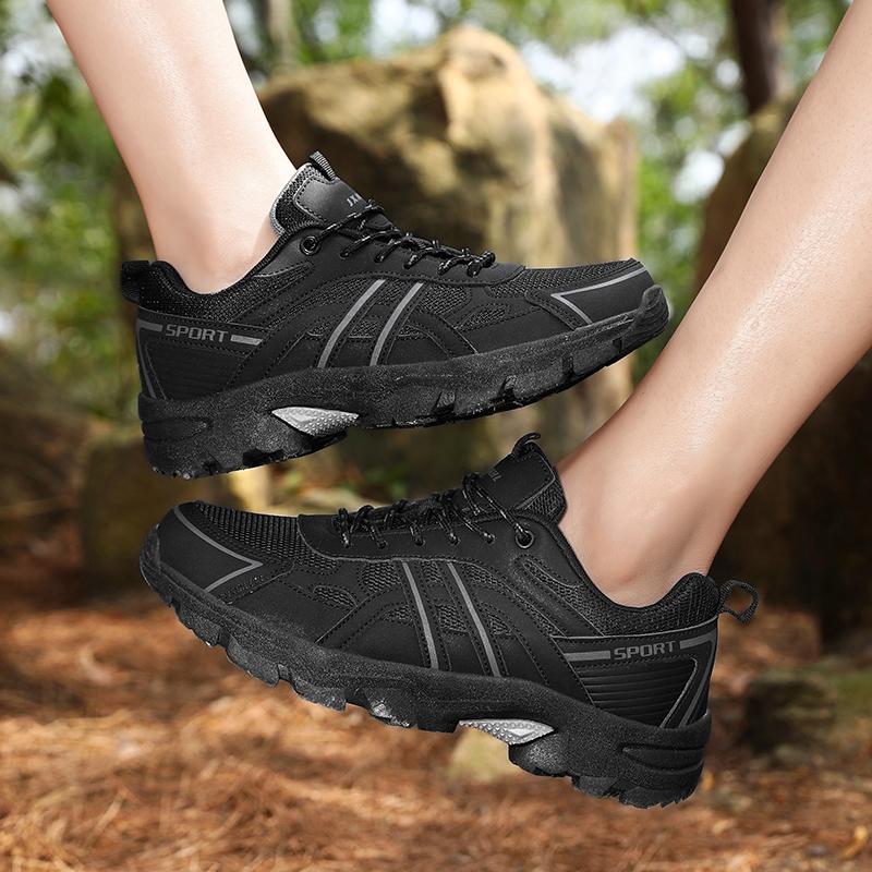 Fashion New Spring Autumn Couple Shoes Fashion Outdoors Sneakers Mesh Breathable Mens Casual Shoes Non Slip Mens Sneakers Plus Size