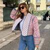 Women's Street Fashion: Wear Printed Coats On Both Sides