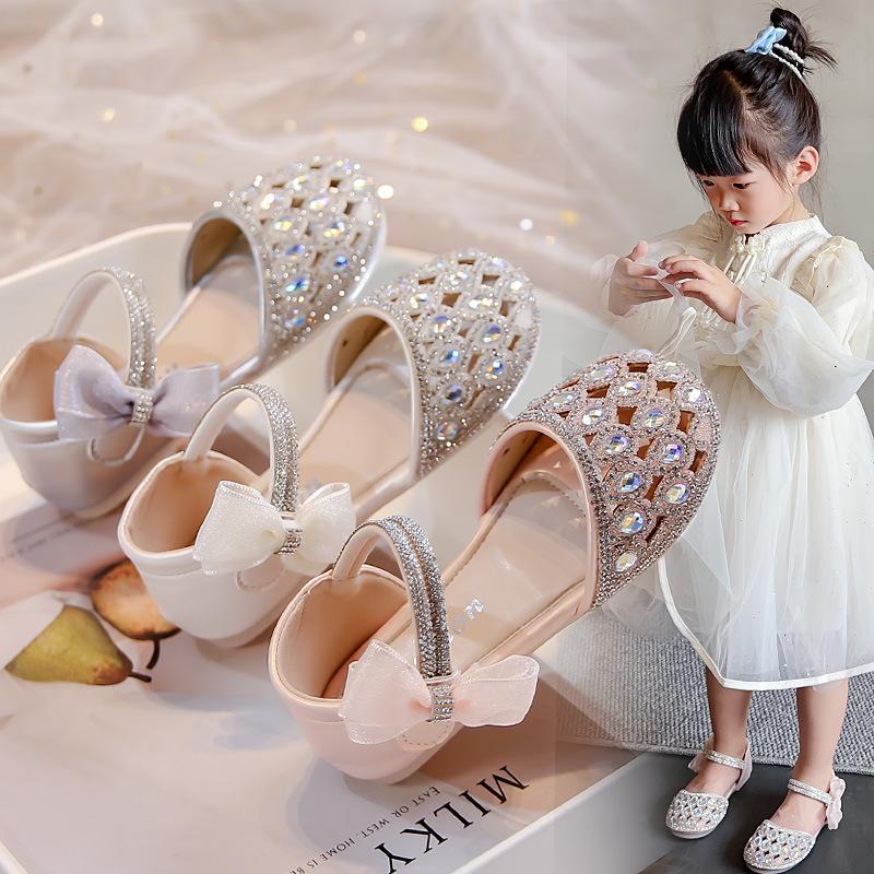 Girls Princess Shoes Shiny Crystal Ins Trendy Kids Sandals Mesh Lace Bows 2025 Summer New Girls Dance Shoes Elegant Hollowed-out
