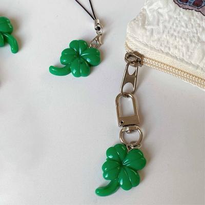 Enkel fyrklöver nyckelring Kreativ Utsökt fyrklöver Lucky Keychain Nyckelring Julklappstillbehör