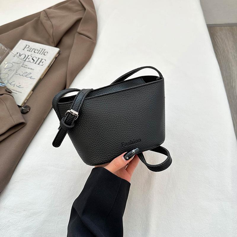 

Летняя легкая и популярная однотонная повседневная универсальная наплечная сумка-ведро простая трендовая модная сумка-мессенджер женская сумка