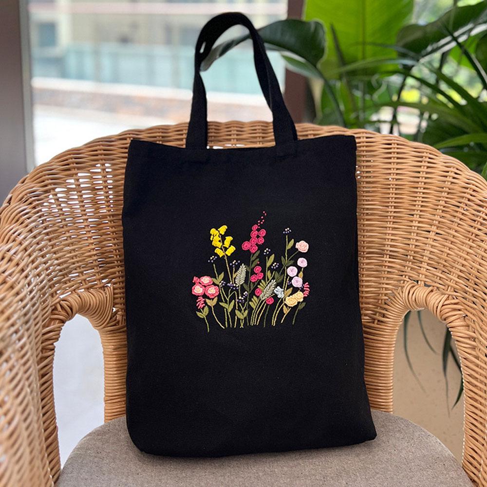 1 Set DIY Stickerei Kreuzstich-Set Nadelmalerei Blumen Schwarzes Segeltuch Wiederverwendbare Damen-Einkaufstasche Handarbeit Nähzubehör
