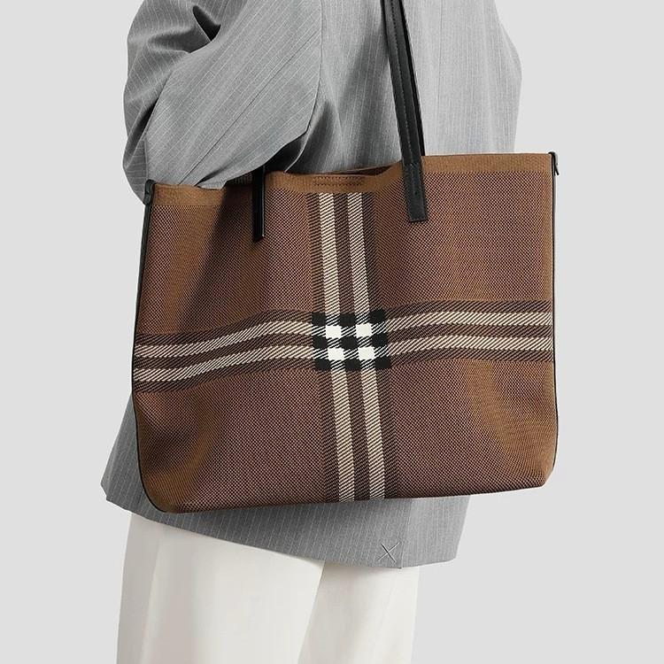 New Large-capacity Tote Bag Casual Versatile Shoulder Bag Fabric Striped Shopping Bag Women's Commuter Bag