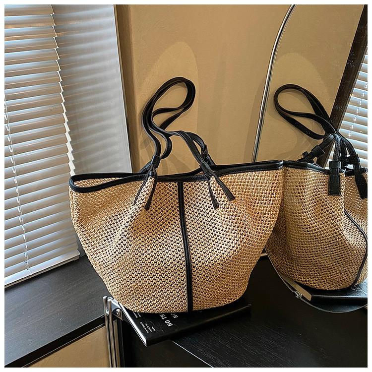 IELGY Summer Hollow Straw Tote Bag Fashion Large-Capacity Woven Commuter Shoulder Bucket Bag