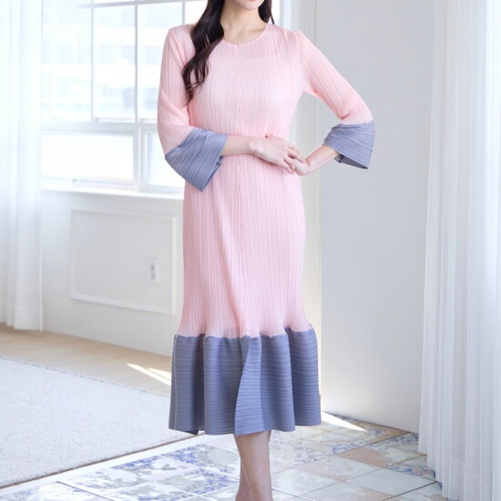 Plara Women Two Tone Flare Pleats Dress 88