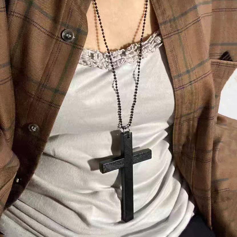 Dark Retro Gothic Wooden Cross Necklace - Y2K Punk Style for Women