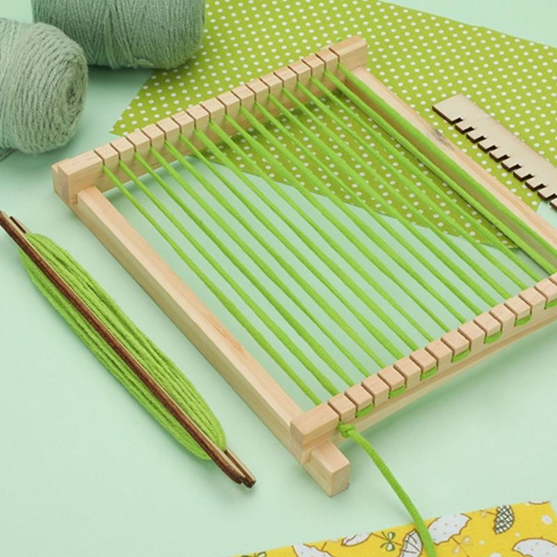 Kleine tragbare Maschine für Kinder Wandteppich-Webspielzeug Buchenholzmaterialien Leicht zu verstauen Pädagogisches Bastelset