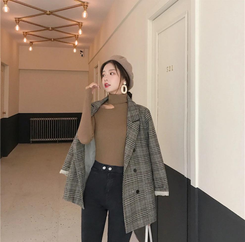 Women's Slim Korean Knitted Sweater - Versatile and Stylish for Autumn/Winter 2022