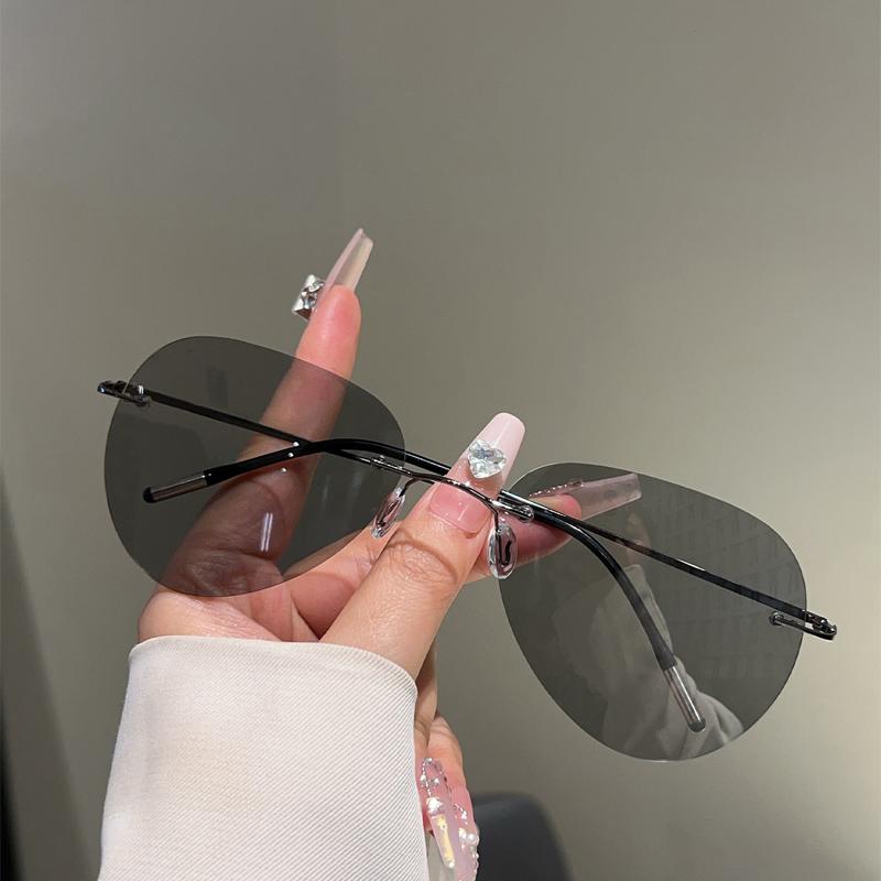 Rimless Pilot Sunglasses Men Fashion Vintage Solid Color Outdoor Shades Women New Trendy Luxury Brand Design Sun Glasses