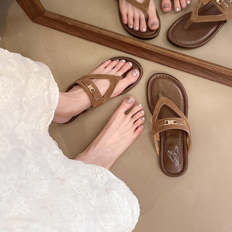 Flip-flops Women's New Summer Wear Fashionable Versatile Flat-bottomed Cool Slippers Trendy Beach Shoes