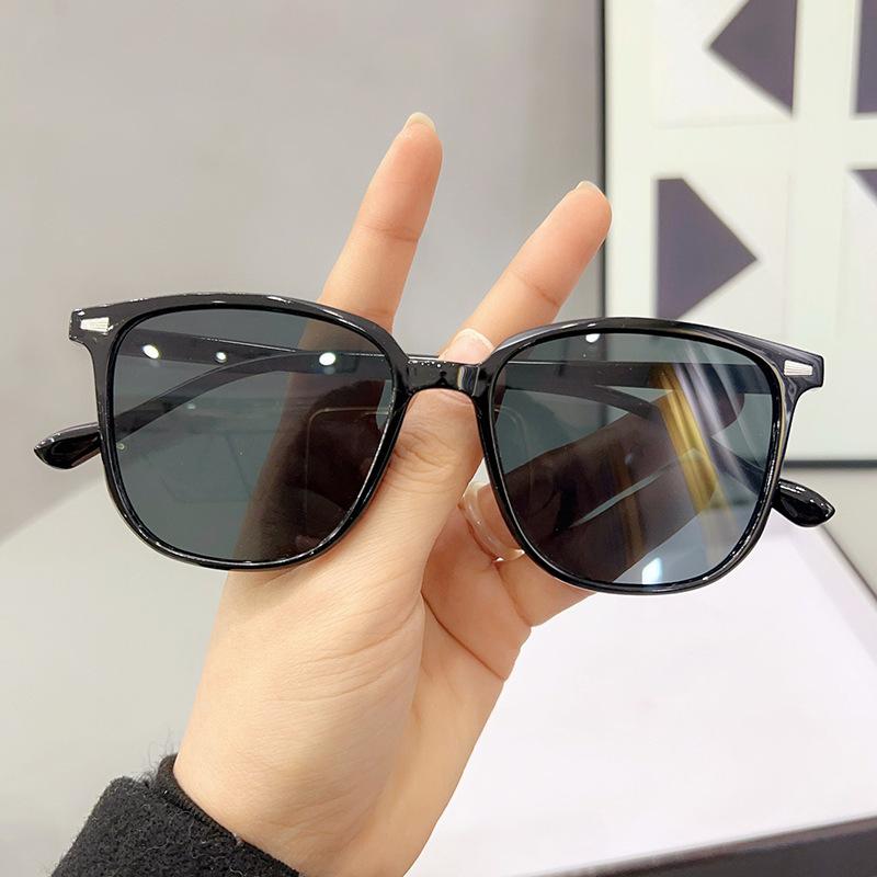 Retro Sunglasses Women Fashion Pink Gradient Eyewear Trending Leopard Square Sun Glasses Men Shades Uv400 Eyewear