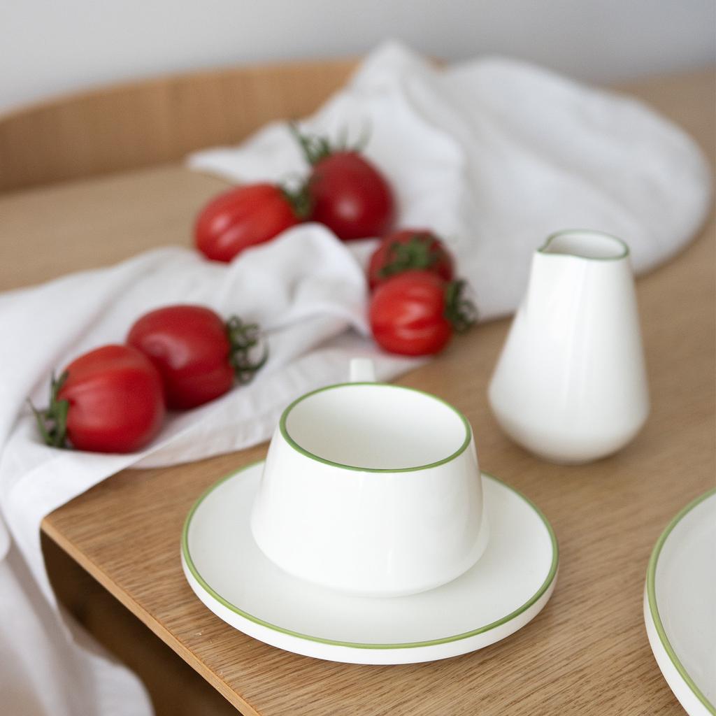 DUVE Dinner Plate with Rim DUKA