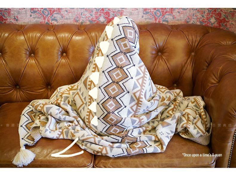 Bohemian Ethnic Knitted Throw Blanket - Nordic Shawl, Air Conditioning Cover, Tassel Bed End Blanket for Homestay.