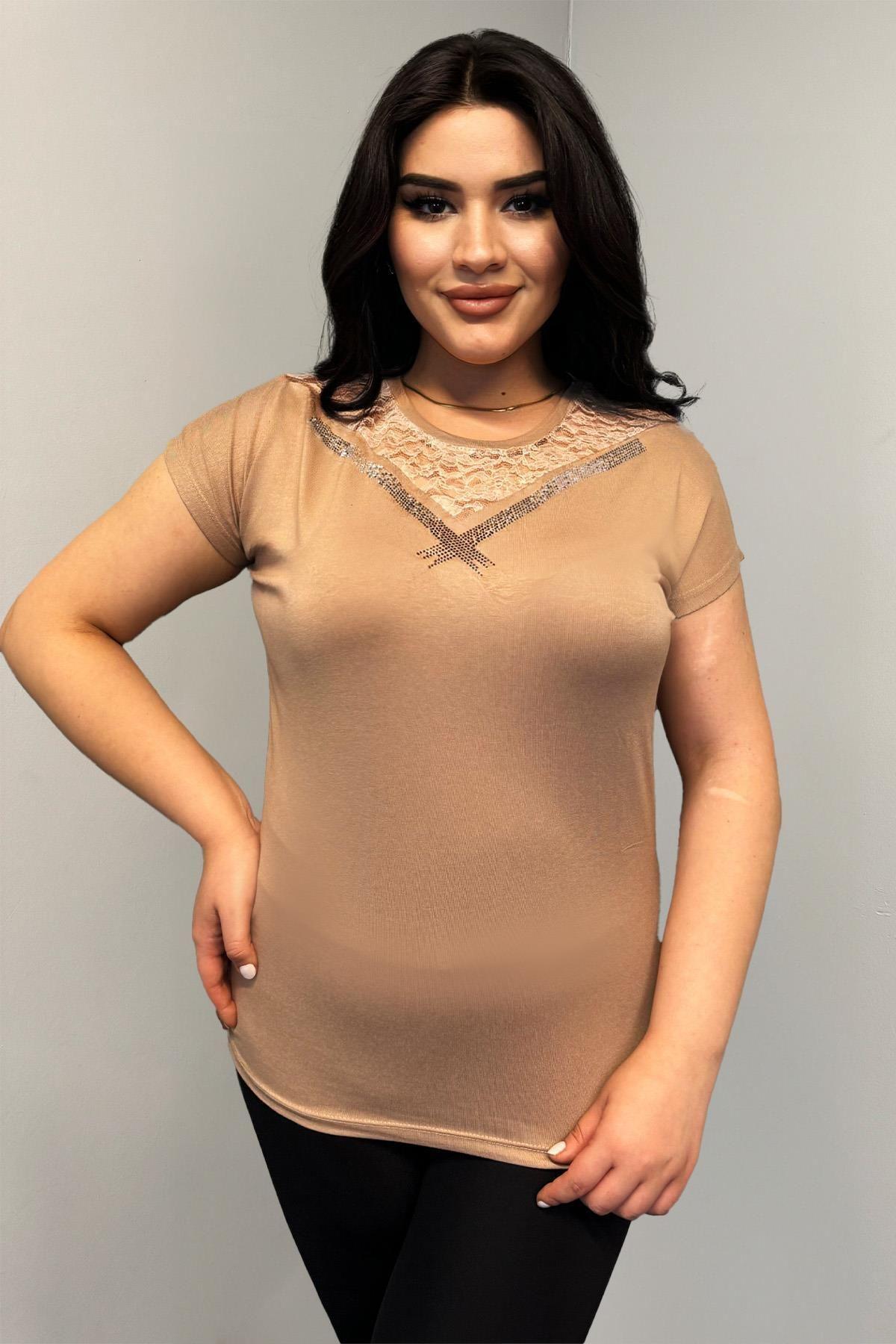 

Women s Style Big Size T-Shirt Large Size Tshirt With Lace And Stone Collar