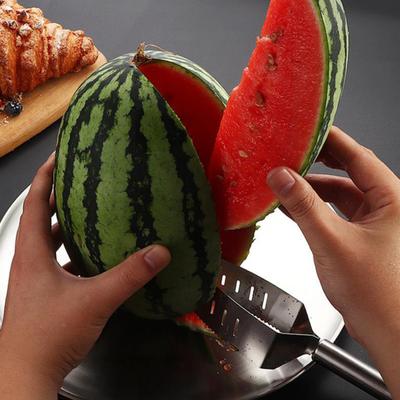 Affettatore di Anguria in Acciaio Inossidabile Strumento Facile per Tagliare l'Anguria con Manico Ergonomico Affettatrice per Frutta da Cucina Domestica per Anguria Melone Mele
