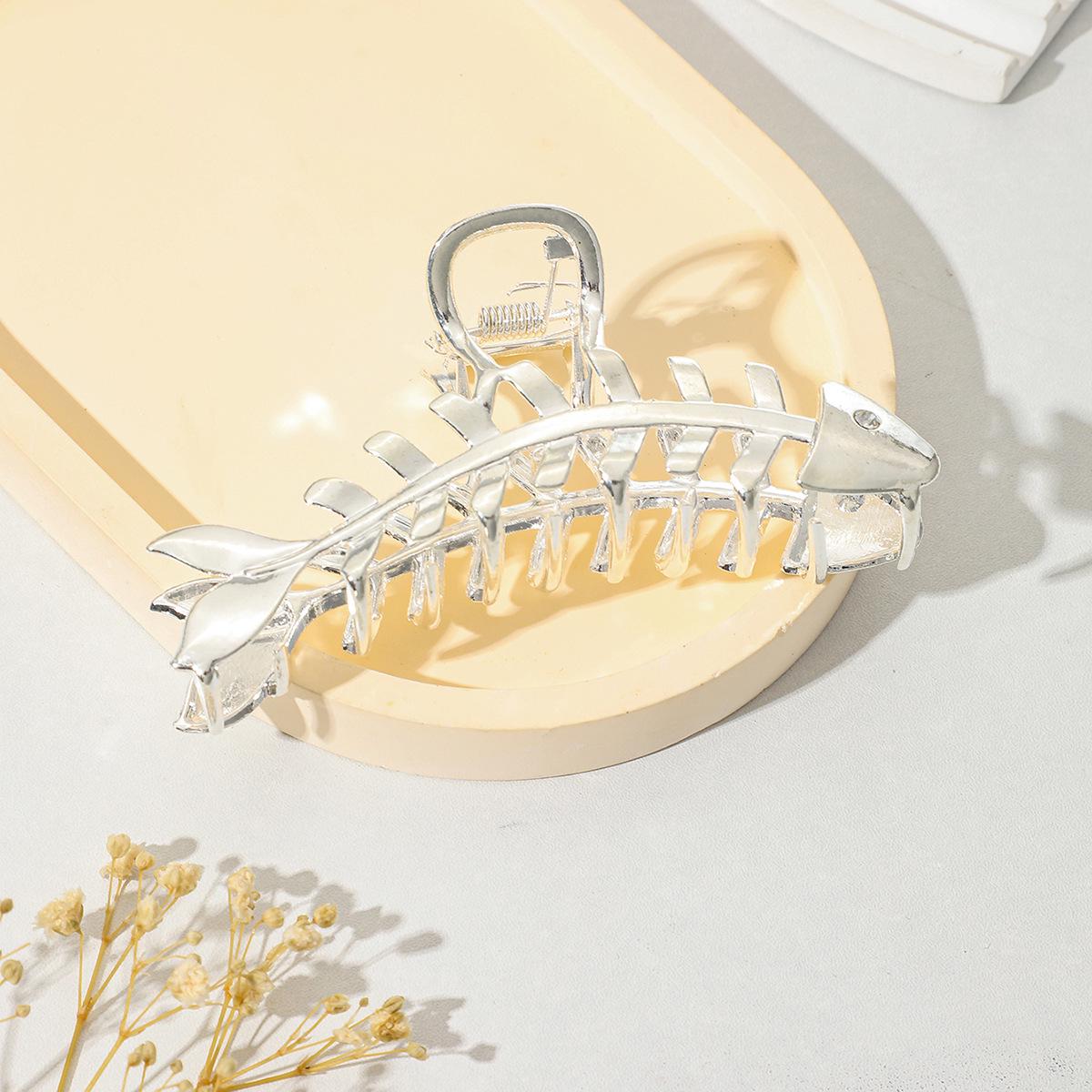 Elegant Rhinestone Alloy Hair Clip for Women – Linear Fishbone Shark Clip Hair Accessory
