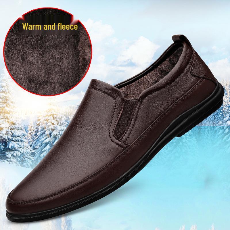 Men's Large Slip-On Leather Casual Shoes – Soft Sole, Breathable Cowhide, Ideal for Driving, Comfortable Dad Style