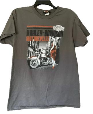 Üst giysisi – T-shirtler