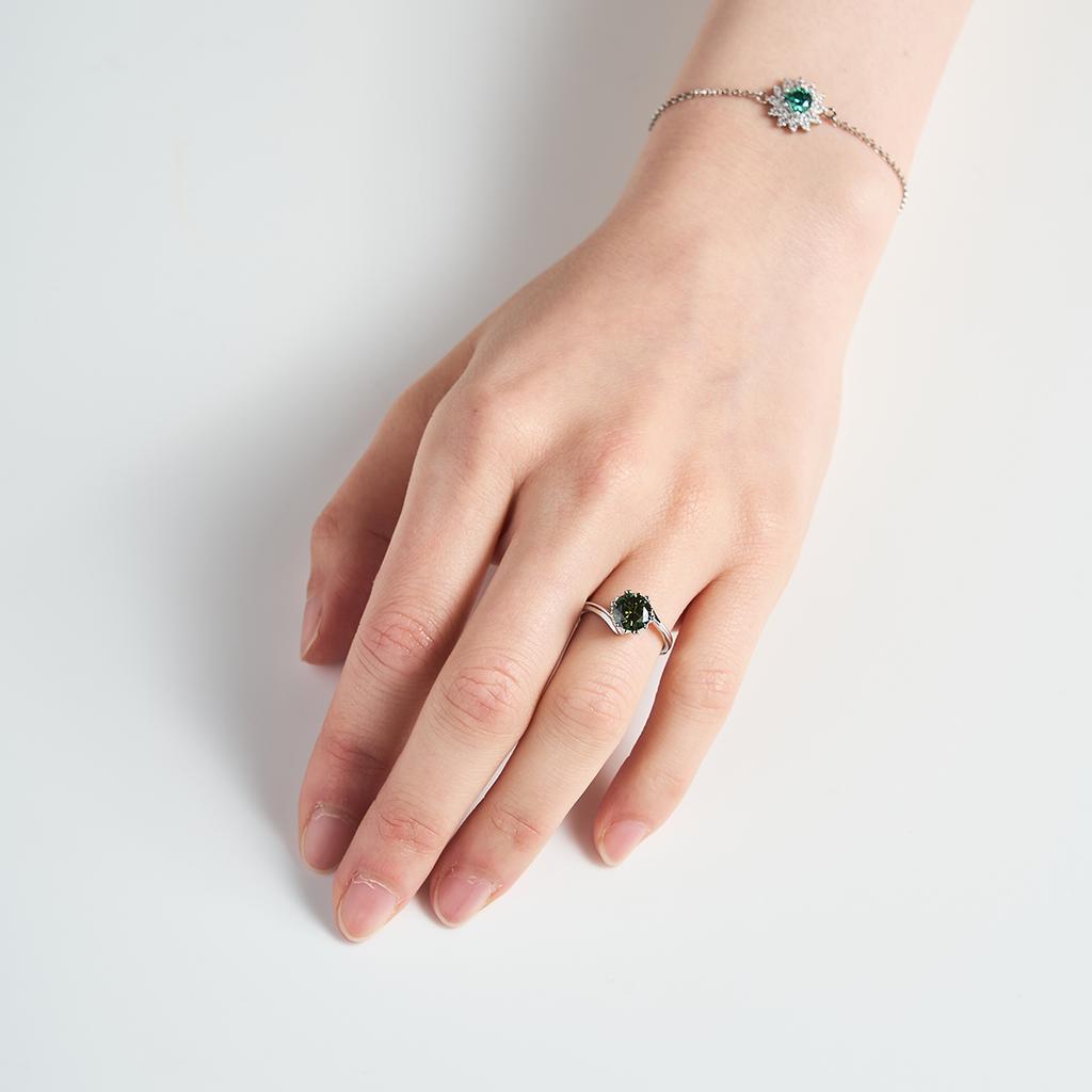 Bien Vetu Green Moissanite Ring 1 Carat Wave Setting 123