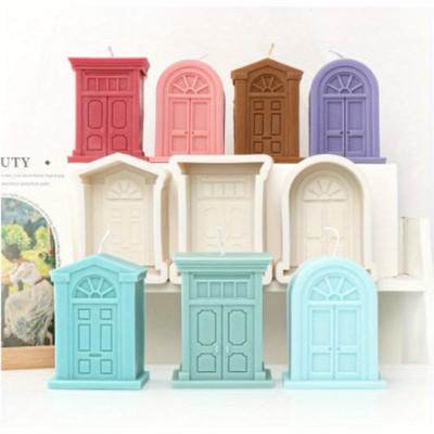 Nouveau Moule en Silicone Bougie Fenêtre Style Européen Vitraux d'Église Bougie Parfumée DIY Fabrication Portes Rétro Plâtre Résine Artisanat Maison