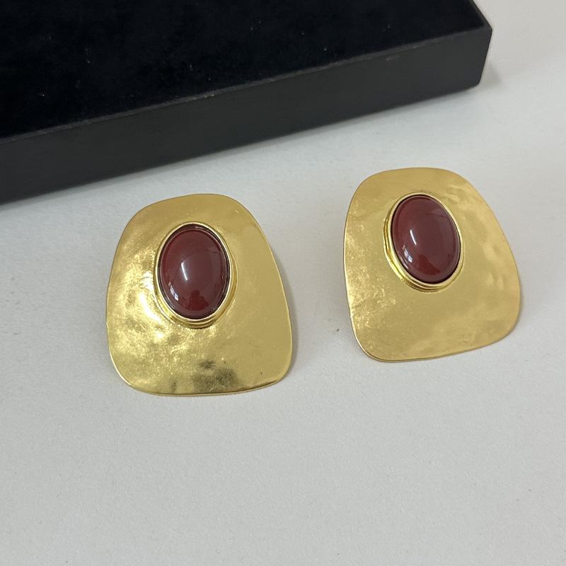 French Paris Poplar Retro Metal Hammer Resin Gemstone Earrings Simple Light Luxury High-end Earrings Women