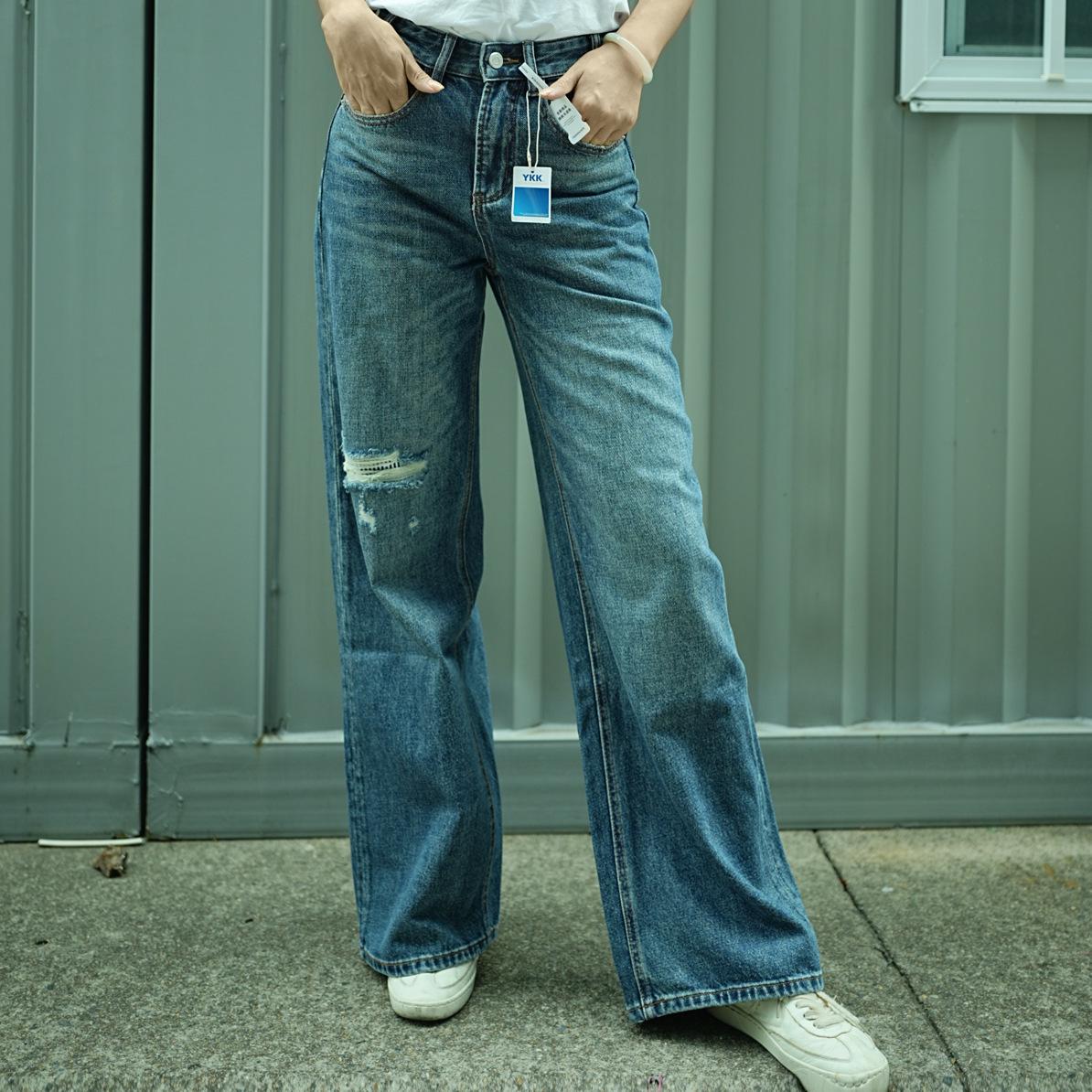 

Джинсы буткат с завышенной талией и рваными деталями – американский ретро осенний стиль S синий