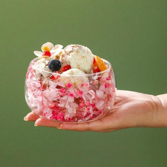 Doppelwandige Glasschale mit echten gepressten Blumen Hitzebeständig Kältebeständig Transparent Lebensmittelschale für Salat Dessert Servieren Niedliche Heimküchendekoration