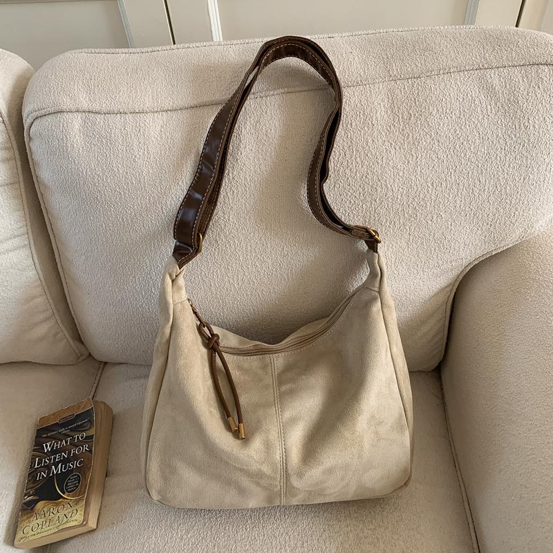 

Women Handbag Suede Shoulder Bag Causal Crossbody Bags Female Luxury Designer Clutch Crescent Bag Slouchy Commuter Travel Bag