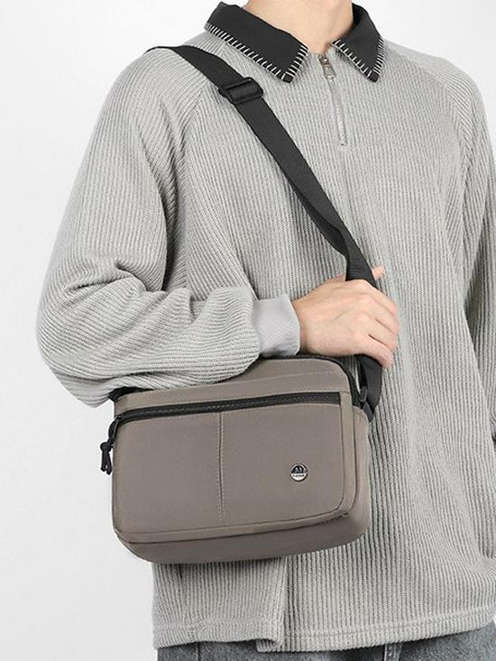 Trendige Damen Crossbody Canvas Tasche - Lässig, Vielseitig, Leicht für den täglichen Gebrauch