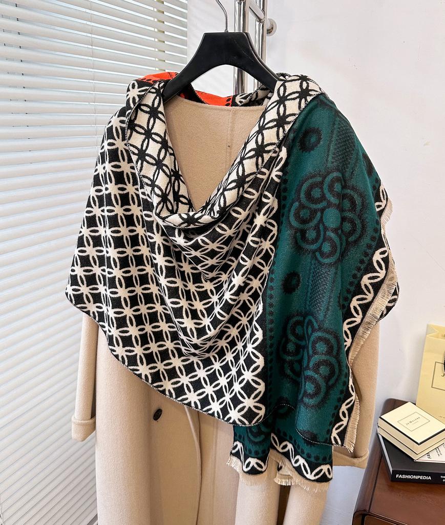 Printing Fashion Luxury  Designer Winter Women Scarf Cashmere Thicken Warm Shawl Pashmina Scarves Poncho Wrap Ladies