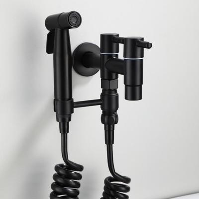 Βρύση Πλυντηρίου Ρούχων από Ανοξείδωτο Ατσάλι 304 Αντι-εκτόξευση Μαύρο Ματ Βρύση Πλυσίματος Σφουγγαρίστρας Επιτοίχια 1 είσοδος 2 έξοδοι Μπαταρία Μπάνιου Νεροχύτη