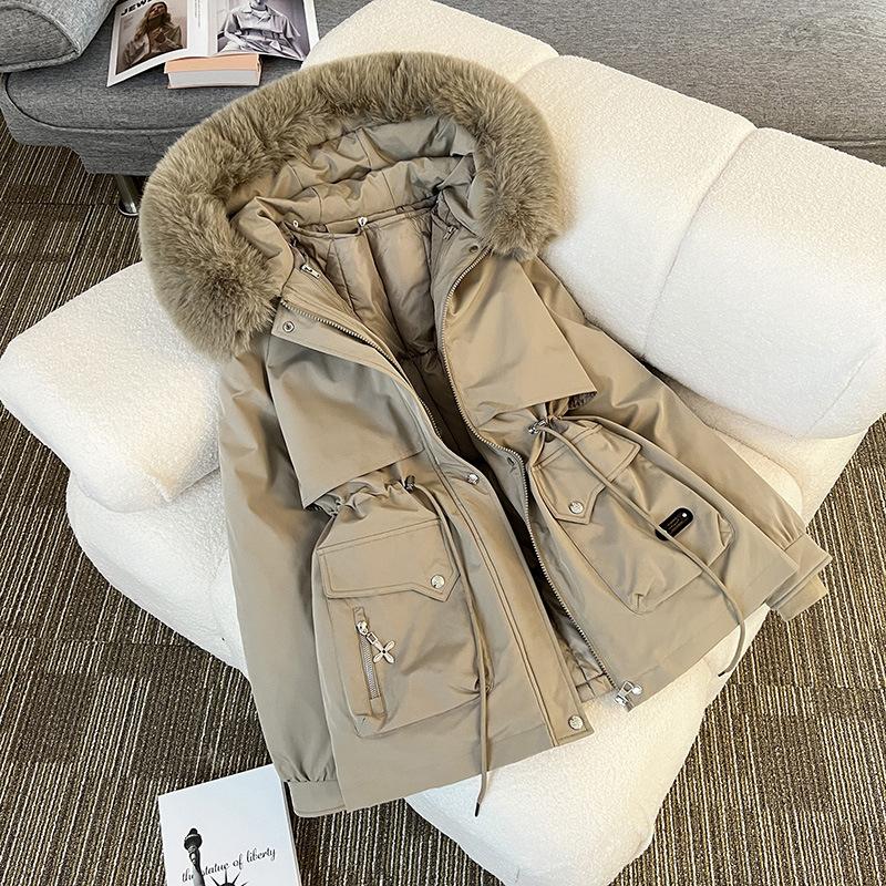 One dress and three pies overcome women's short new cotton-padded clothes, winter cotton-padded jackets, and winter coats.