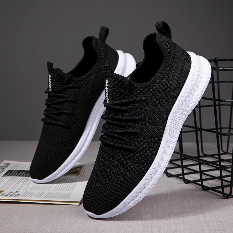 fashion Fujeak Light Casual Men's Sneakers Breathable Mesh Anti-slip Running Shoes Plus Size Fashion Classic Solid Colour Men's Shoes