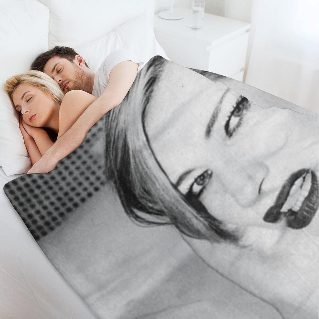 Cate Blanchett photoshoot Throw Blanket Soft Beds Vintage Thin Luxury Designer Blankets
