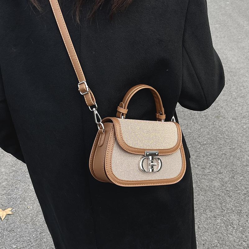 New Niche Design Popular Contrasting Color Saddle Bag Portable Shoulder Crossbody Trendy Women's Bag