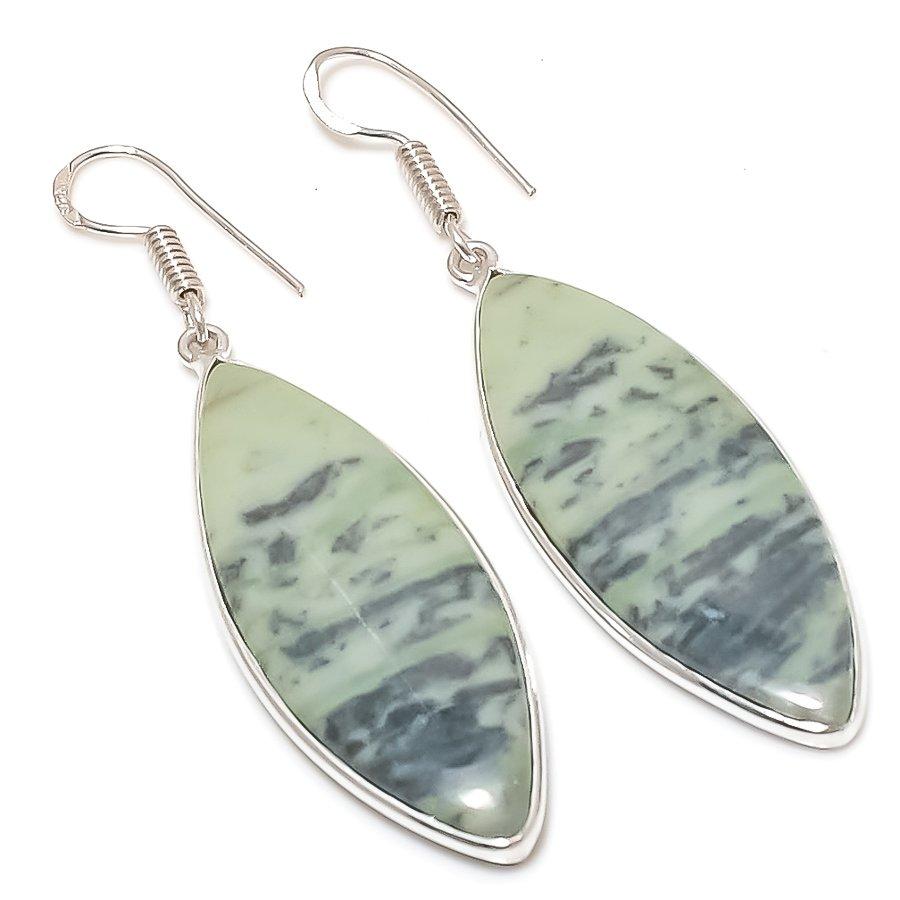 

Подарочные серьги из стерлингового серебра 925 пробы с натуральным швейцарским зеленым опалом 2,25 дюйма p7t09