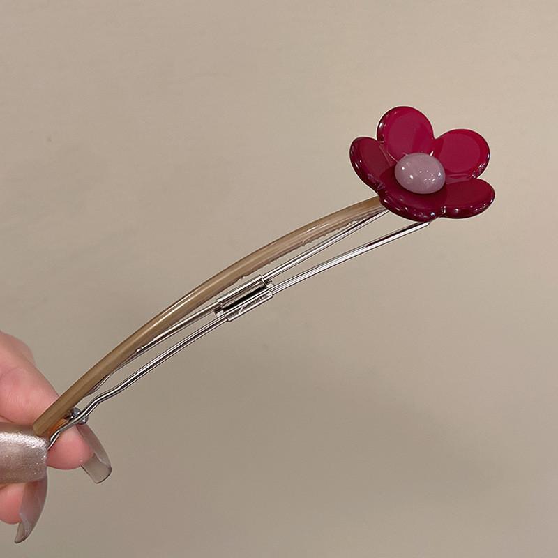 Elegant Flower Hair Clip For Women With Alloy Material Perfect For Back Hair Styling