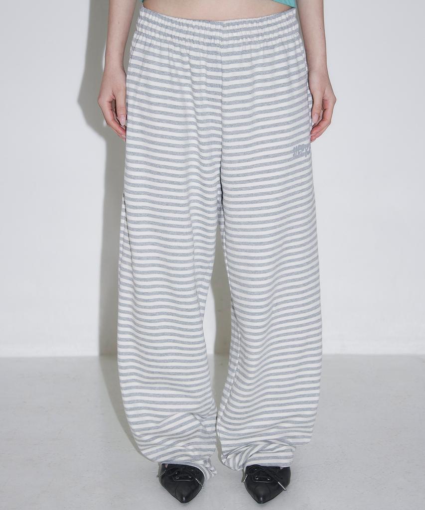 Seulliggeullou Striped Lettering Sweatpants [Gray]