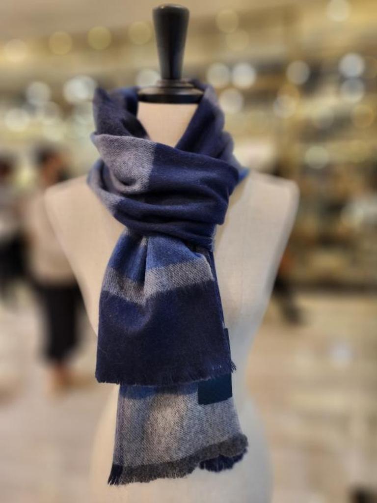 E22F1WM003 100% Cashmere Kylo Navy