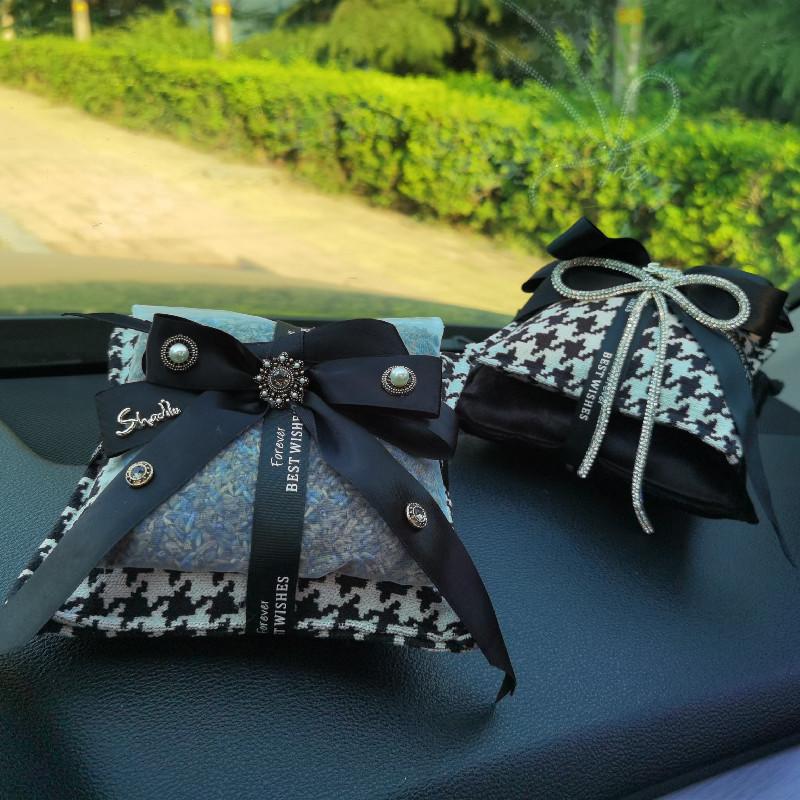 Houndstooth Bowknot Bamboo Charcoal Air Freshener Bag For Car And Home