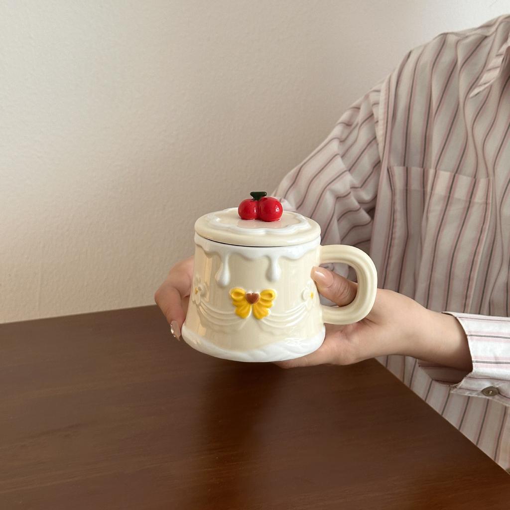 Hochwertige handbemalte Kirschkuchen-Tasse Keramiktasse Trinkwasserbecher Praktisches Geburtstagsgeschenk für Mädchen