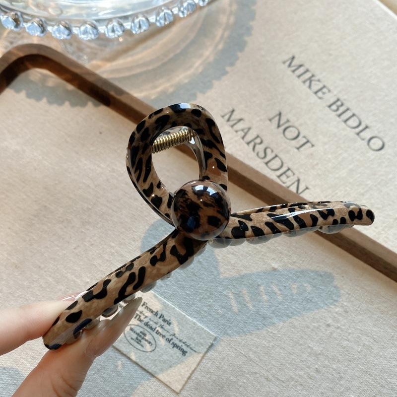 Western and European Style Sexy Leopard Print Claw Clips, Brown Series Hair Clips, Star-Shaped Shark Clips